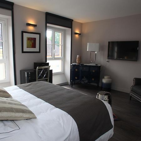 Logis Hotel-Restaurant Le Relais D'Aligre Châteauneuf-en-Thymerais エクステリア 写真