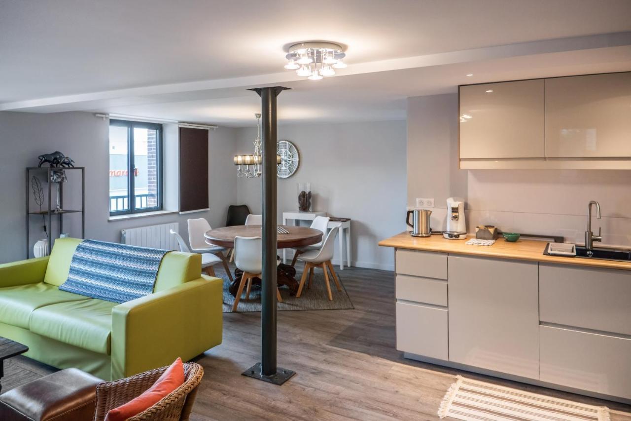 Logis Hotel-Restaurant Le Relais D'Aligre Châteauneuf-en-Thymerais エクステリア 写真