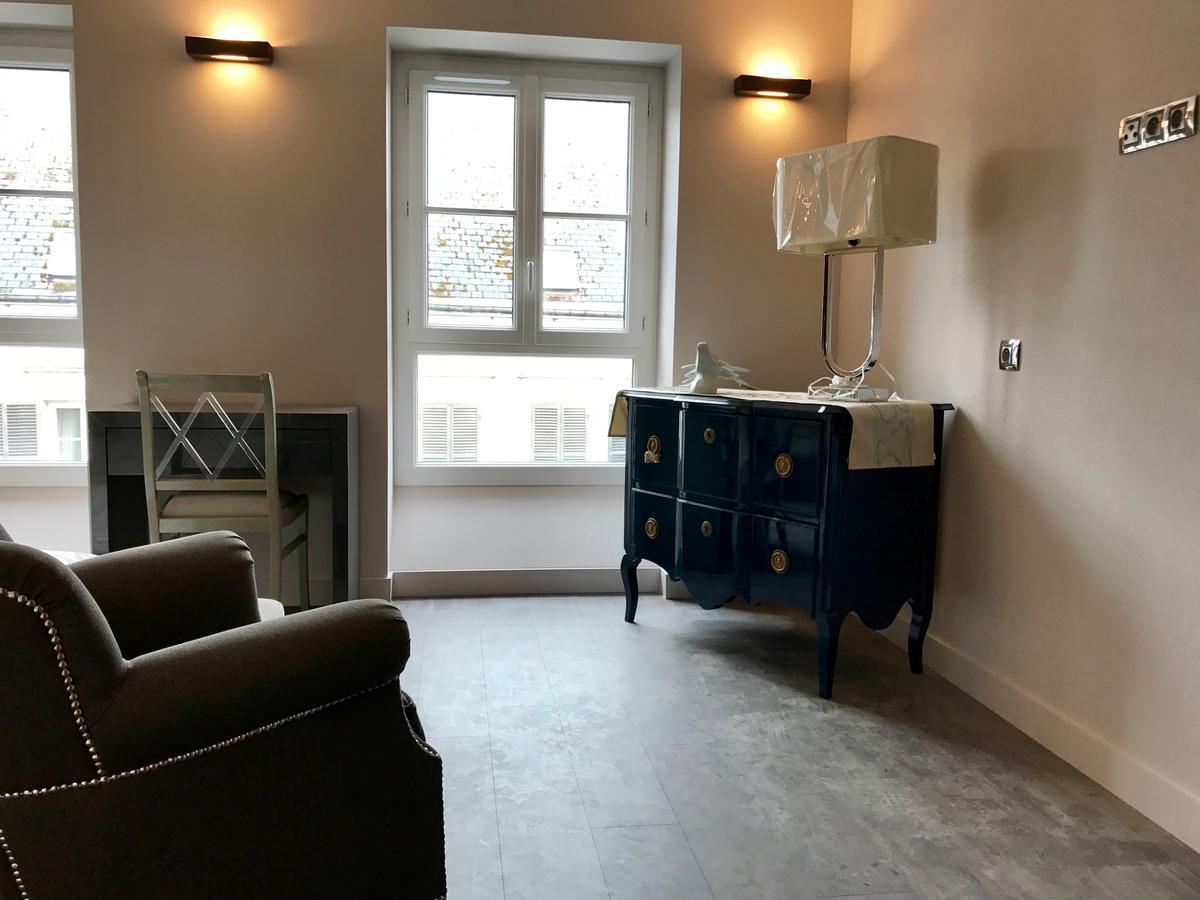 Logis Hotel-Restaurant Le Relais D'Aligre Châteauneuf-en-Thymerais エクステリア 写真